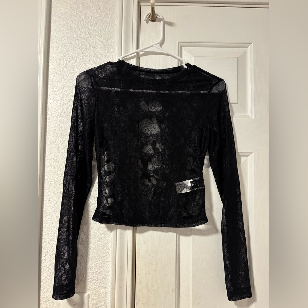 🚫SOLD🚫 Elegant Black Mesh long sleeve